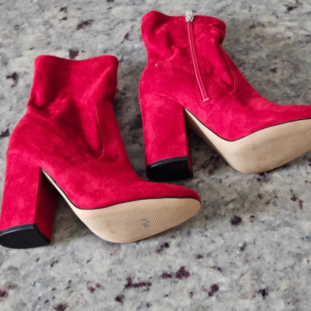 Marc Fisher Red Suede Ankle Boots, size 7.5 - Picture 4 of 12